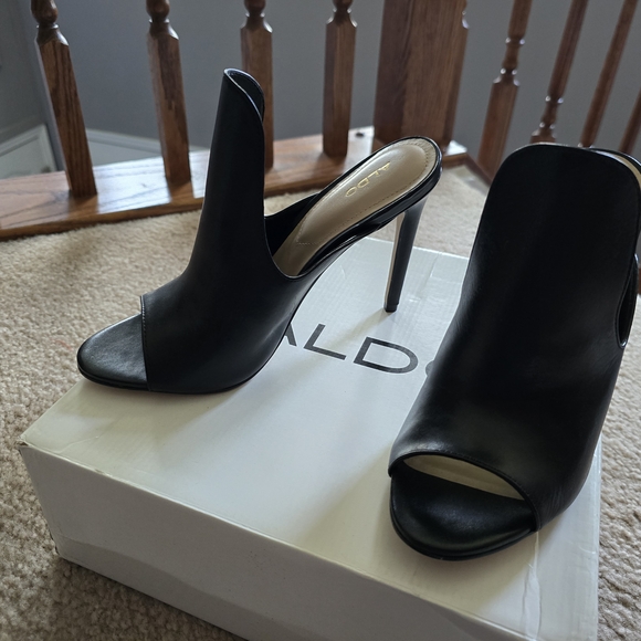 Aldo Black Stiletto Mules Sleek Peep-Toe Design - Picture 3 of 5